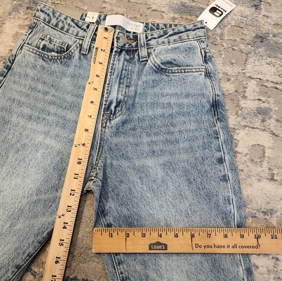 NWT Buckle Bridge By Gly highrise mom distressed jeans. Size 24 - Picture 13 of 13
